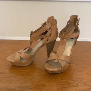 Guess heels
